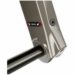 Fourche Suspendue Gravel RockShox Rudy Ultimate XPLR 700x50C Débattement 40mm Sable -VTT Remise fourche suspendue gravel rockshox rudy ultimate xplr 700x50c debattement 40mm sable 4