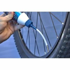 Liquide Préventif Tubeless Squirt Seal -VTT Remise liquide preventif tubeless squirt seal 2